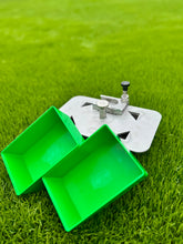 Lade das Bild in den Galerie-Viewer, Multifork Pro Rasenziegelstecher | Repariere deinen Rasen wie ein Profi