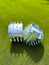 Lade das Bild in den Galerie-Viewer, Master Lawn Spiker | Trommel mit Kreuzspoons