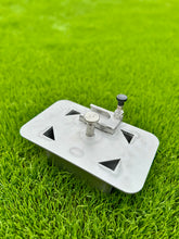 Lade das Bild in den Galerie-Viewer, Multifork Pro Rasenziegelstecher | Repariere deinen Rasen wie ein Profi