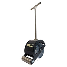 Lade das Bild in den Galerie-Viewer, Master Lawn Spiker Mini
